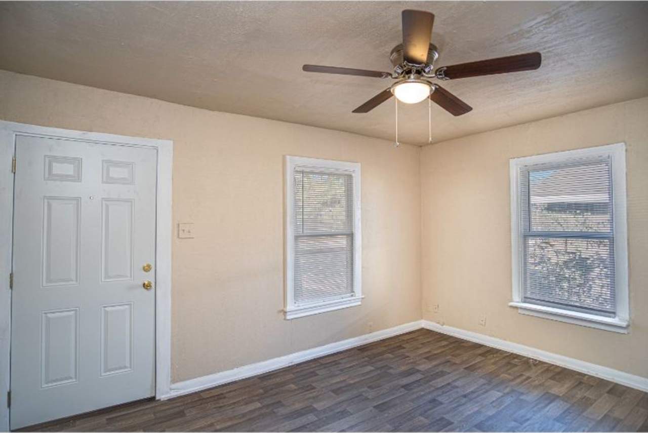 Great Amazing Home So Close to Downtown