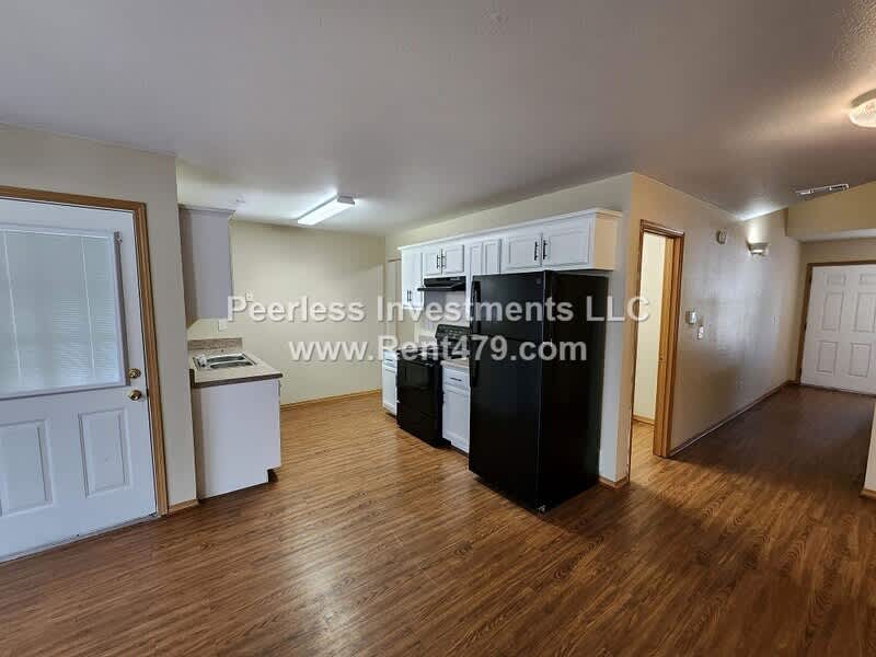 844-B Lariat St
