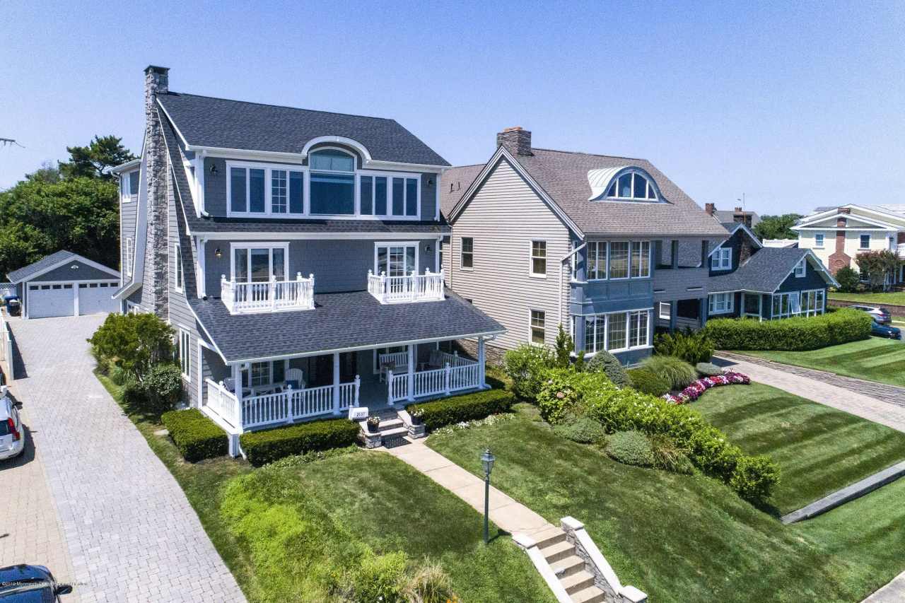 2007 Ocean Avenue