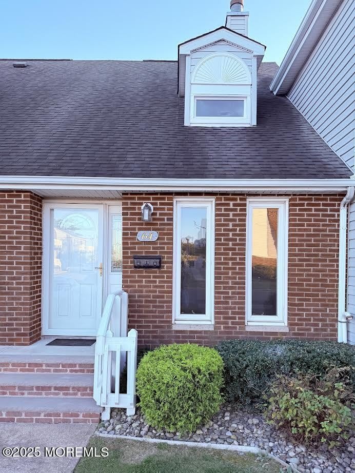 25 Meadow Avenue unit: 64