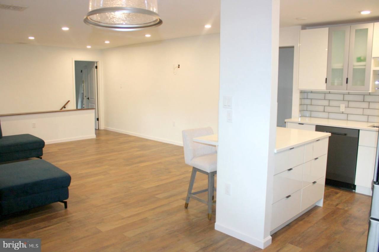 1311 YARDLEY COMMONS