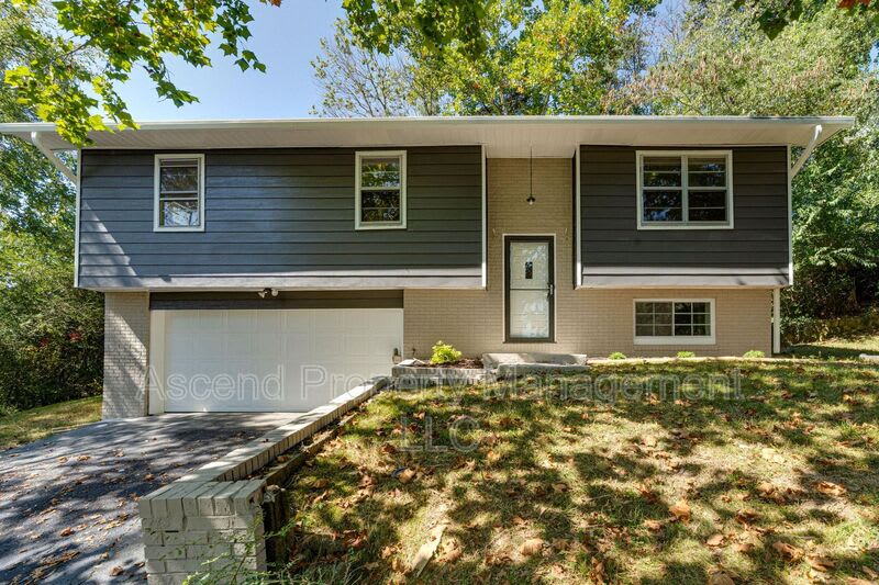 9158 Westminister Circle Dr