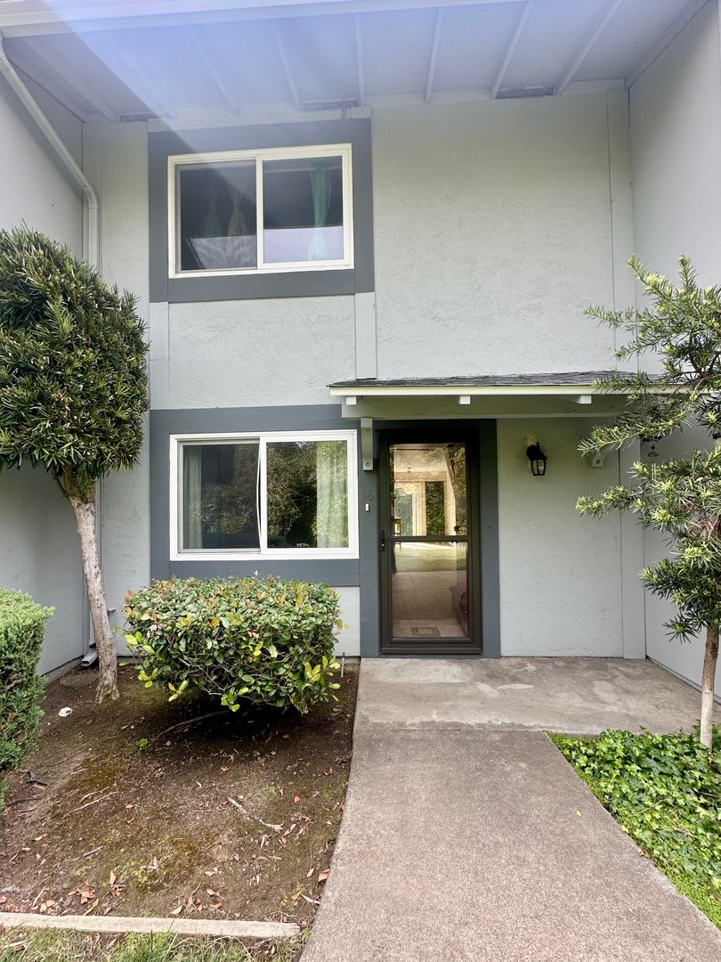 2 Bed (Both are Master-Suites) and 2.5 Bathrooms - Union City