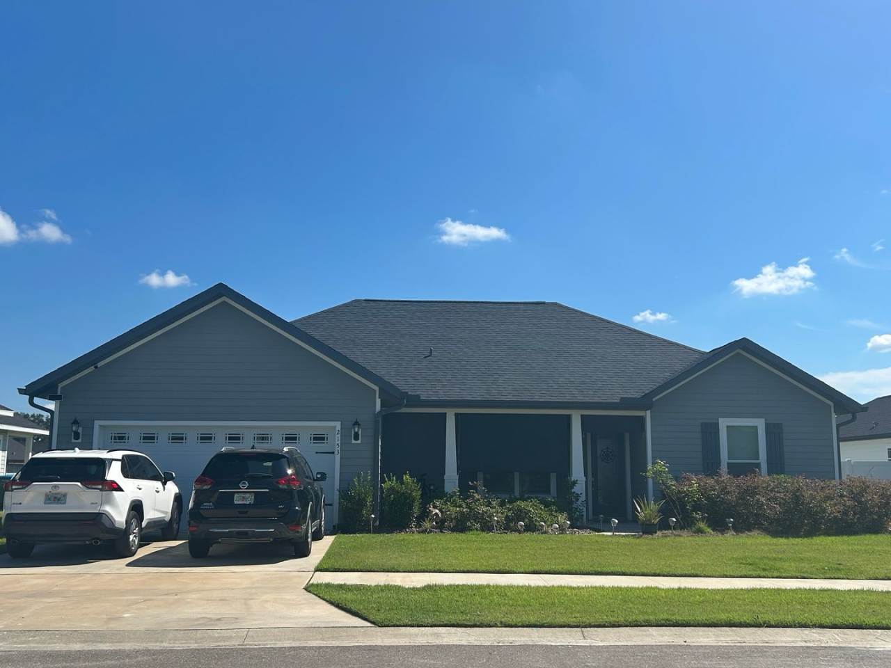 Spectacular 4/3 with Garage
