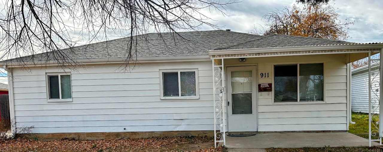 Spacious 4-Bed Home with Garage Near I-225 and Parks!