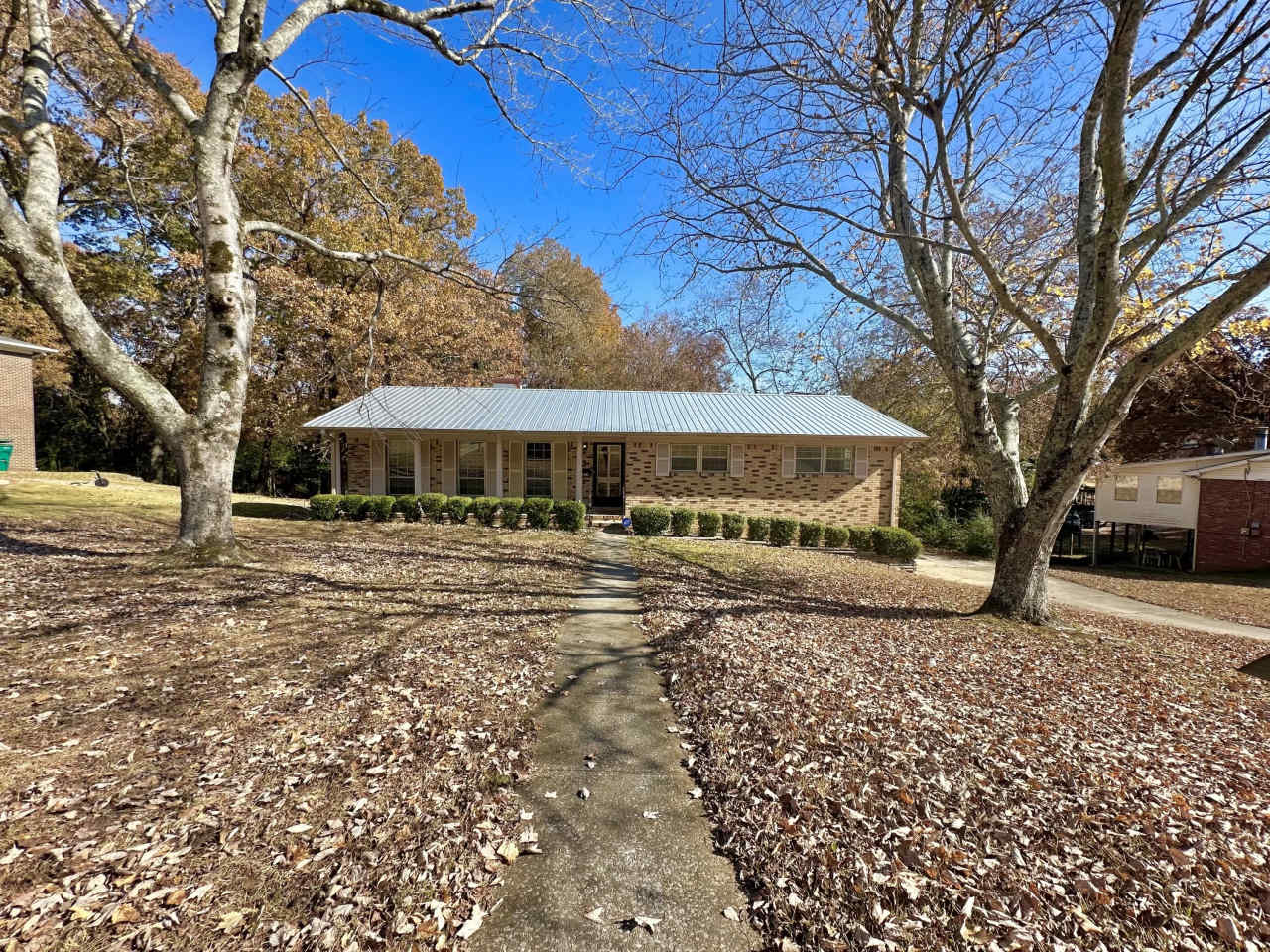 2805 2nd Place Northwest