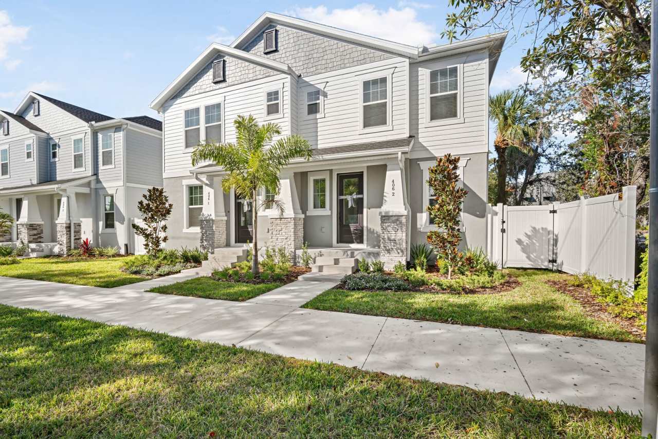 A bold South Tampa luxury home with 3 Beedrooms and an Executive Den—where elegance meets exclusivity