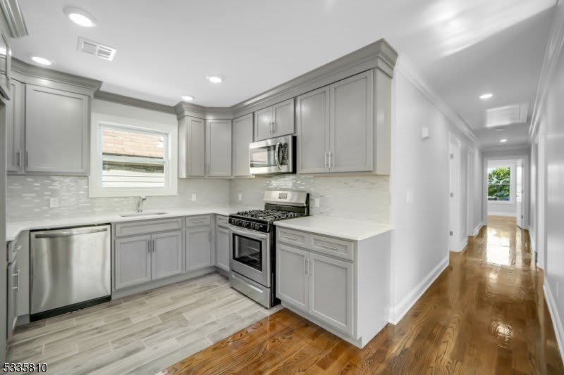 146 N 15Th St, Apt 2