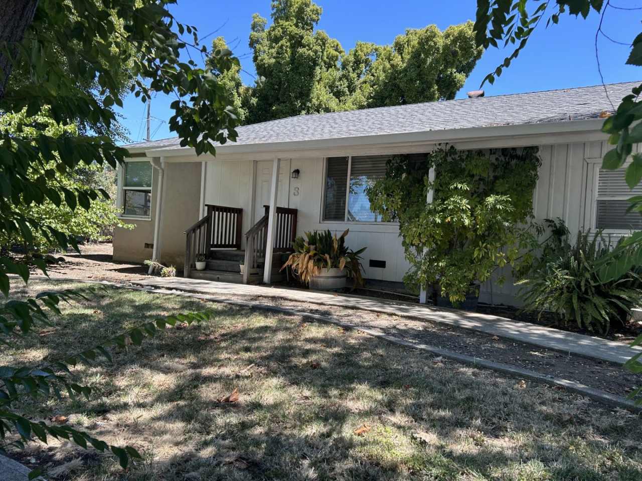 Charming 3-bedroom, 2-Bathroom Benicia Home