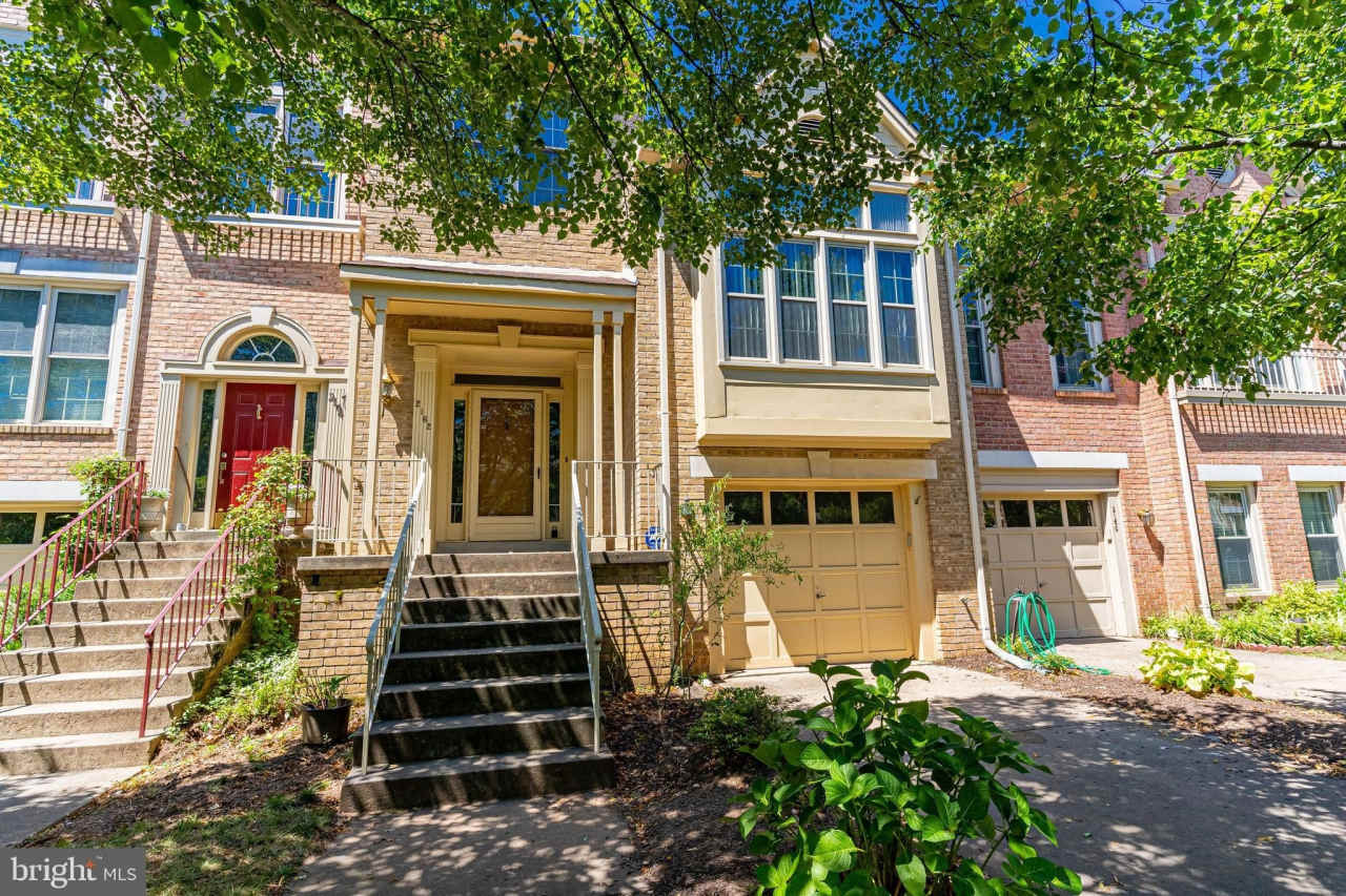 2162 KINGS GARDEN Way