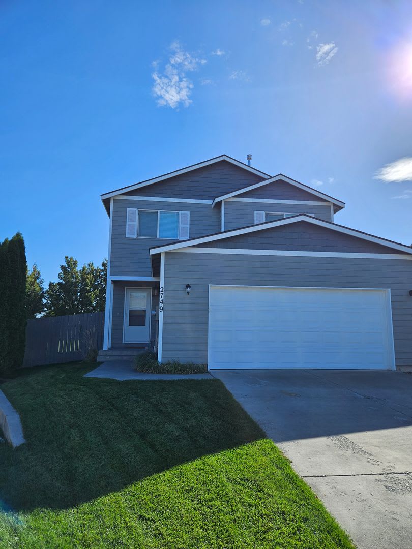 4 Bedroom In the Heart of South Richland