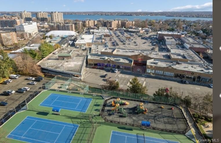 133-25 BLOSSOM Avenue unit: 1