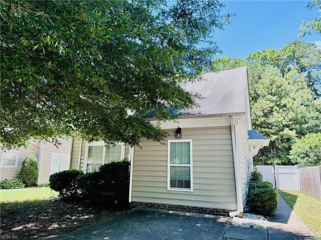 604 Holmes Boulevard
