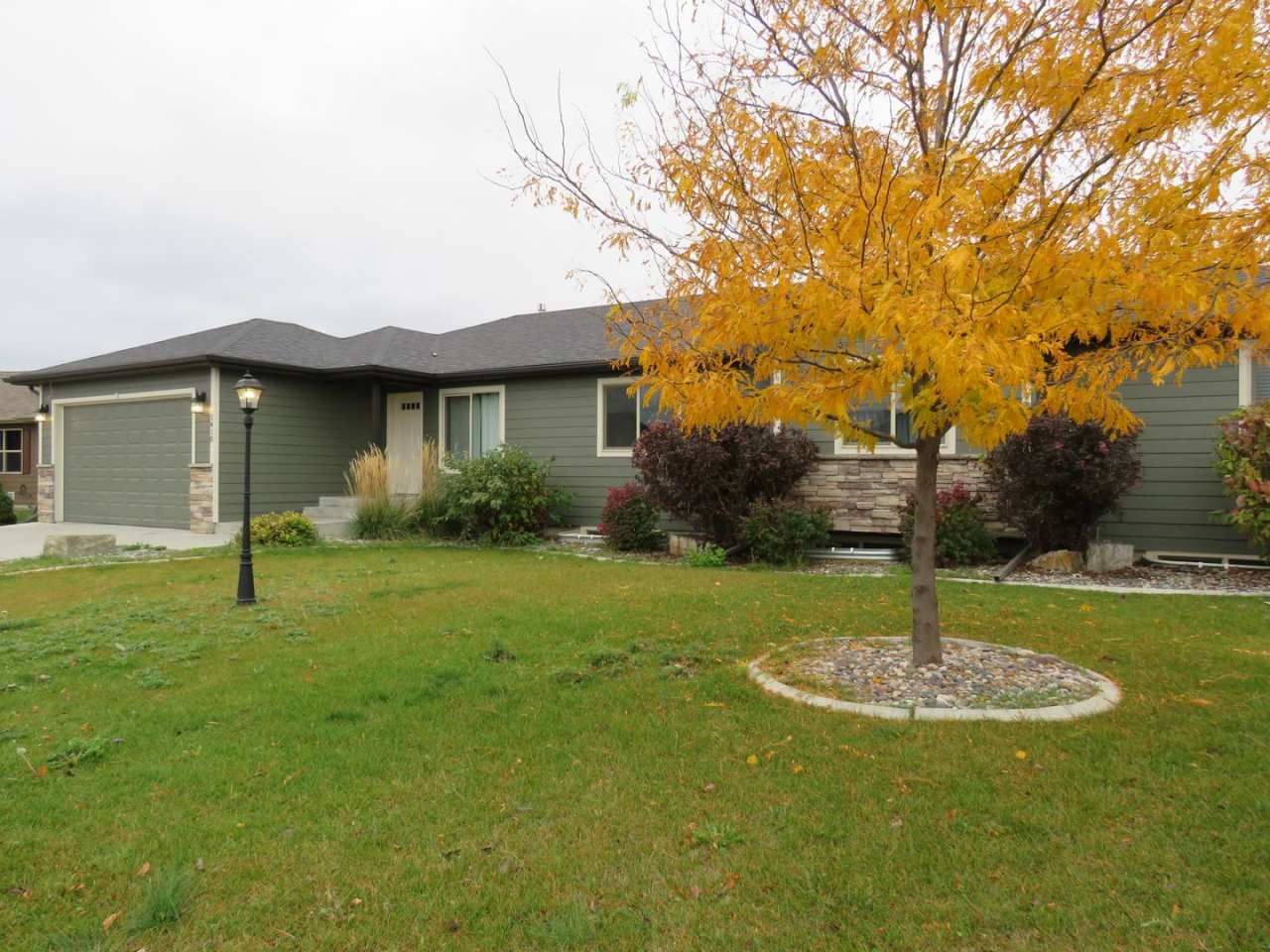 4 Bedroom Townhome in River Pointe Subdivison