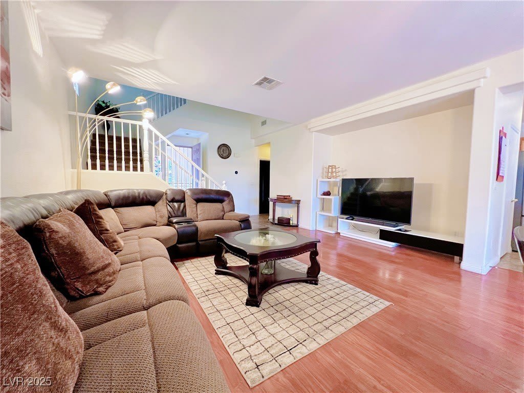 5804 Fine Lace Street