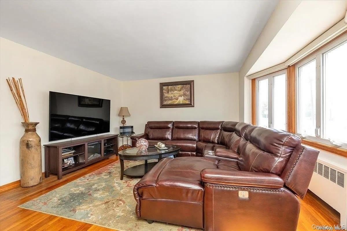 59 W Fenimore Street