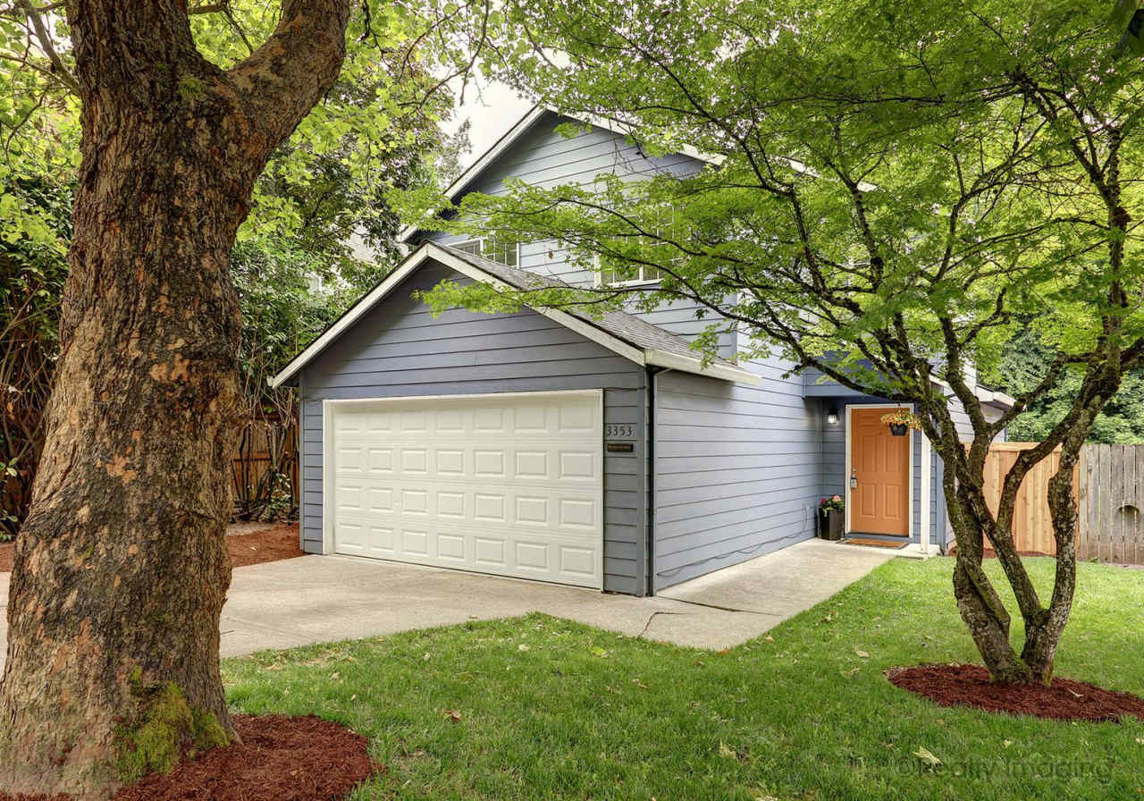 3353 SW 174th Avenue ~ Exquisite Home!