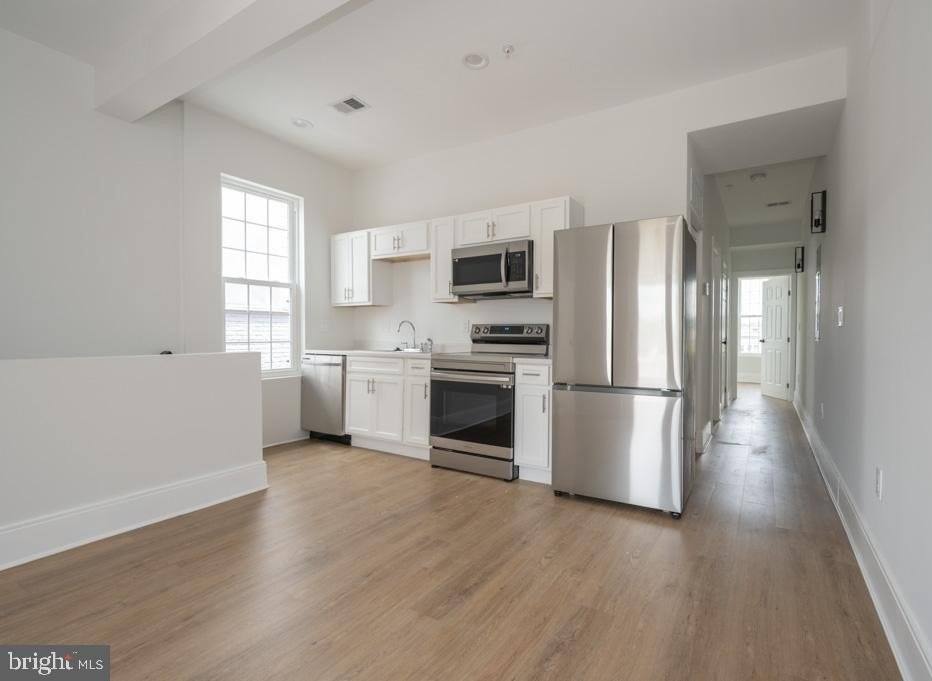 3321 11TH Street NW unit: 4
