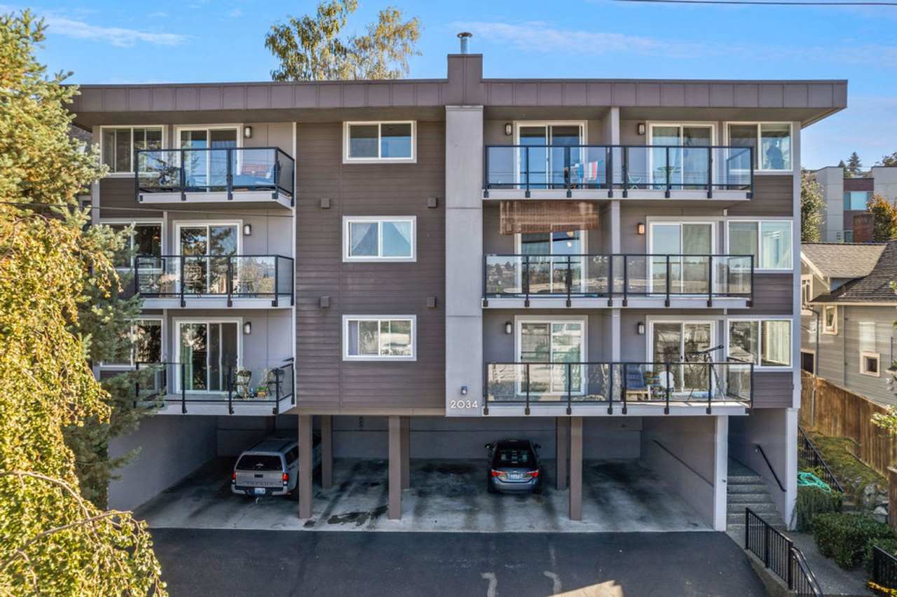 2034 14th Ave W #104
