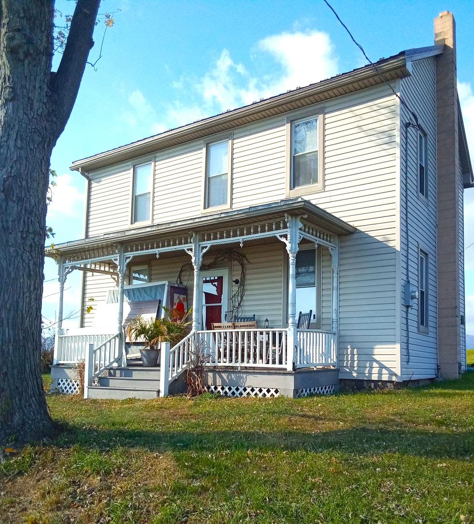 Charming 3-bedroom, 1-bath single-family home