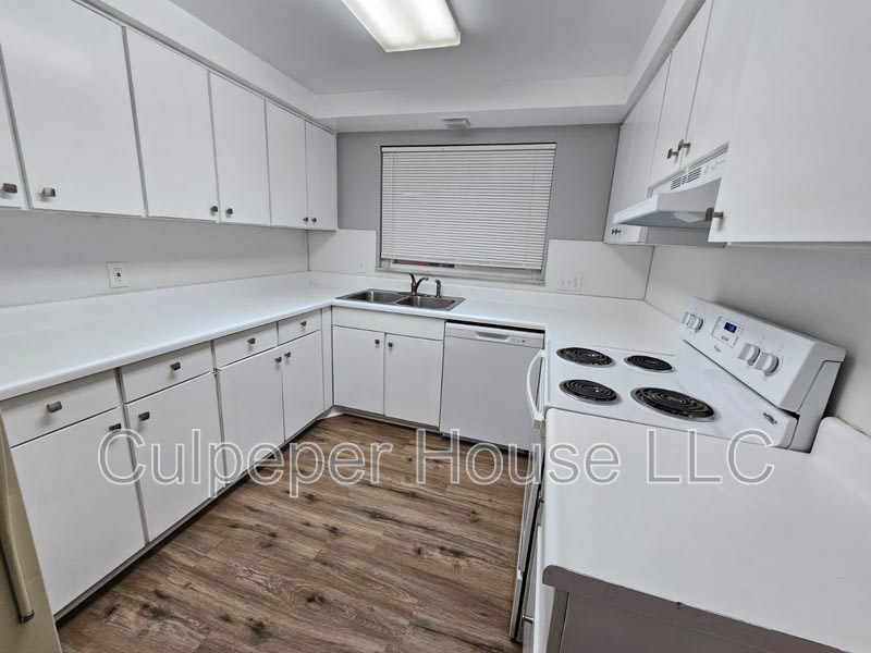 4102 Garden Estates, Unit 8