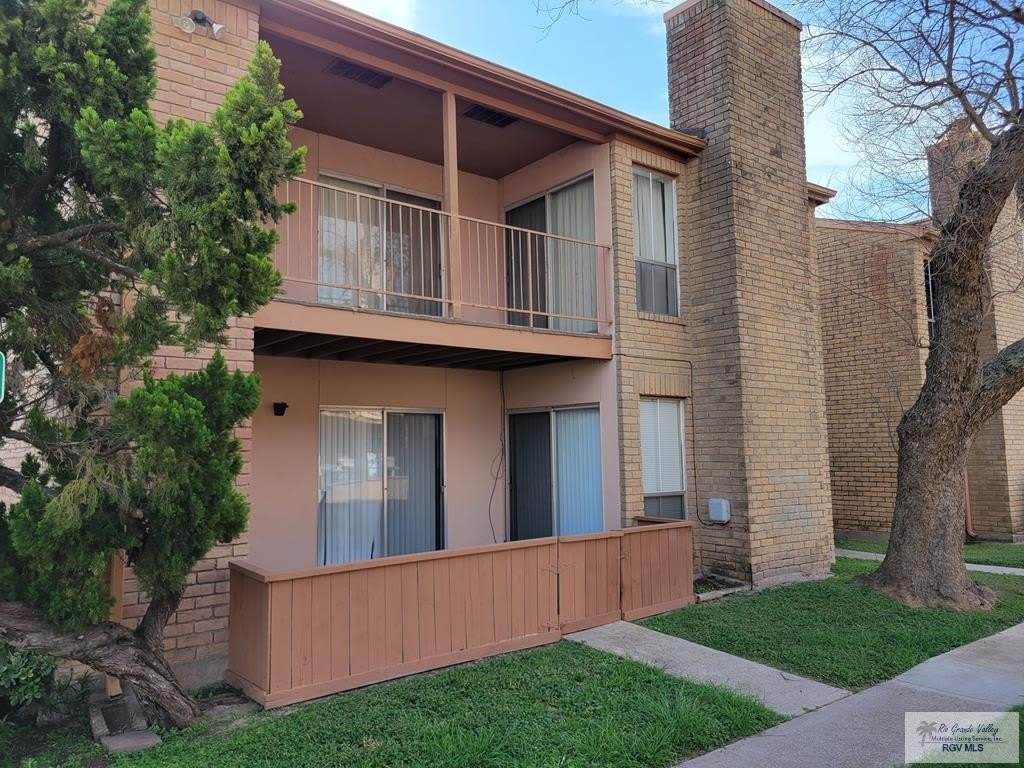 3500 CARMEN AVE.