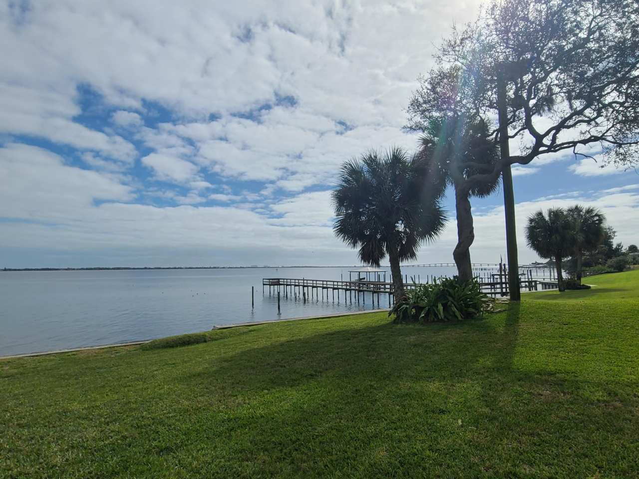 2557 Pineapple Avenue