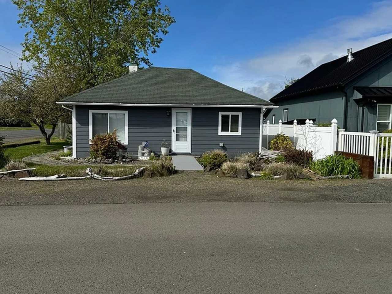 Ocean Park 2 Bedroom Home