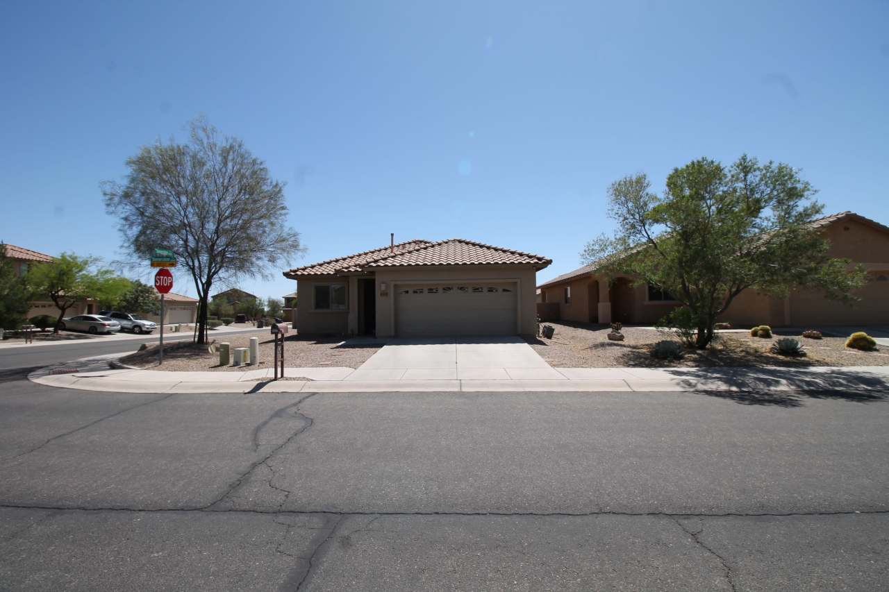 14367 North Bannerstone Court