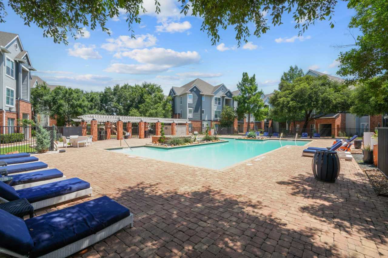 Belrose Apartment Homes