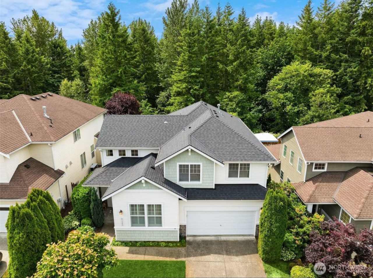 Beautiful Maple Ridge Highlands Home in Maple Valley