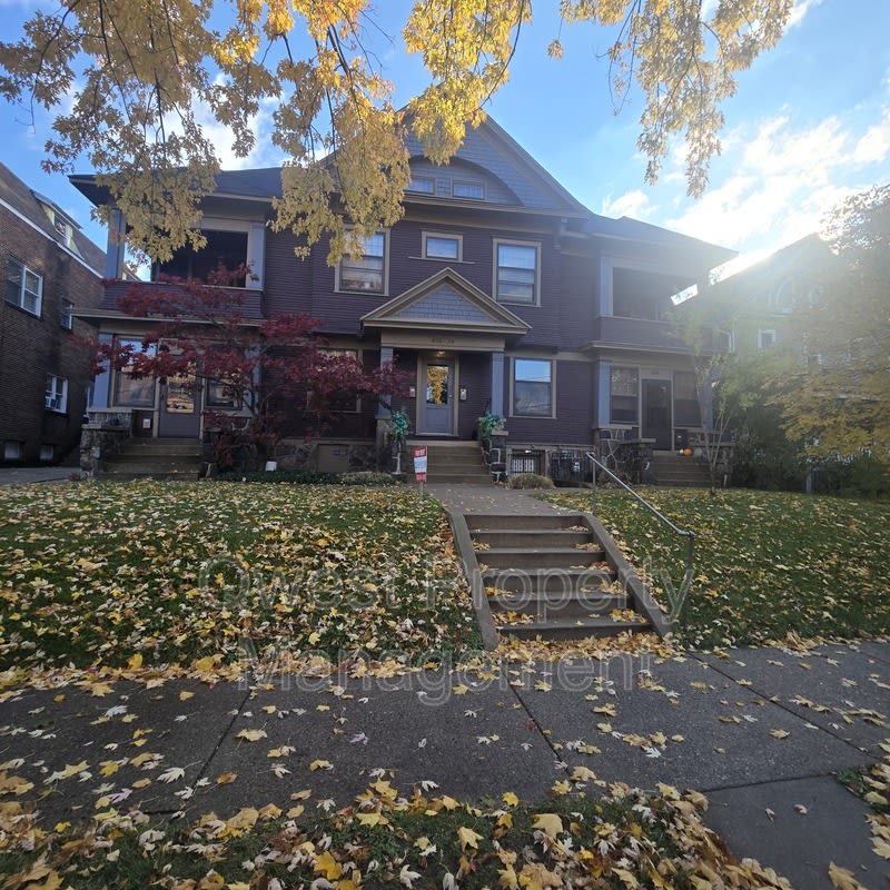 424 Lafayette Ave SE