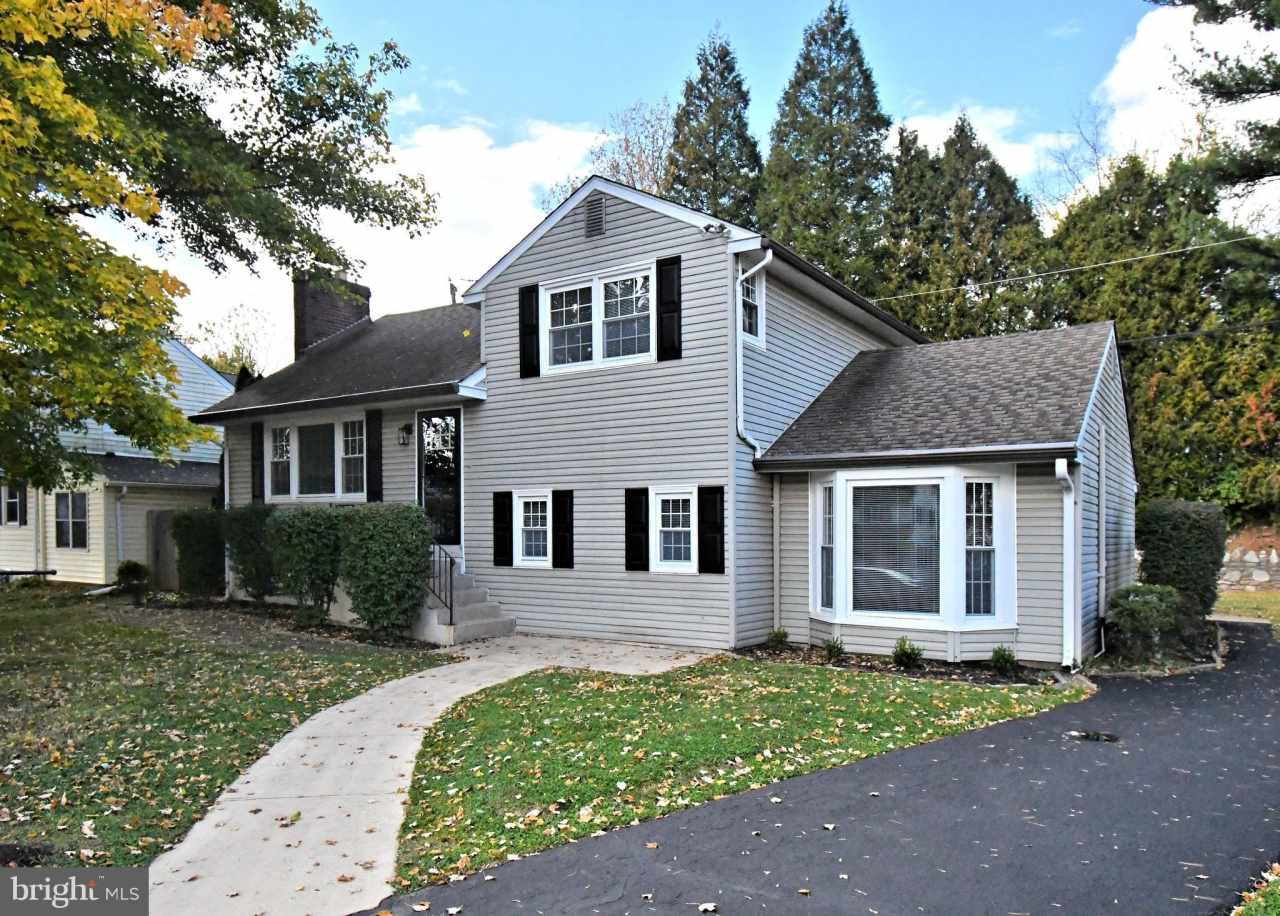 201 MONTGOMERY Avenue