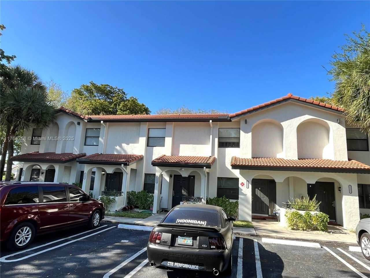 11557 Royal Palm Blvd