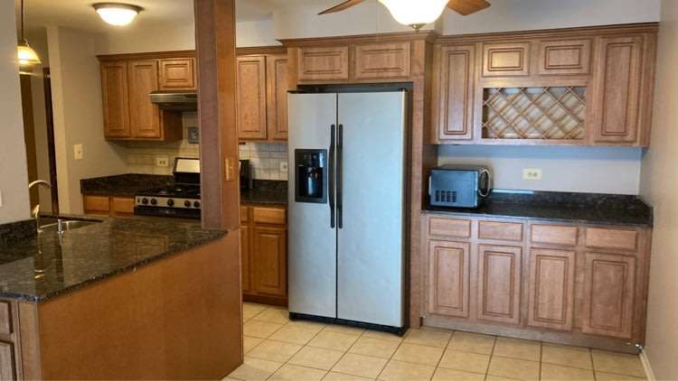 9937 South Cicero Avenue - 102