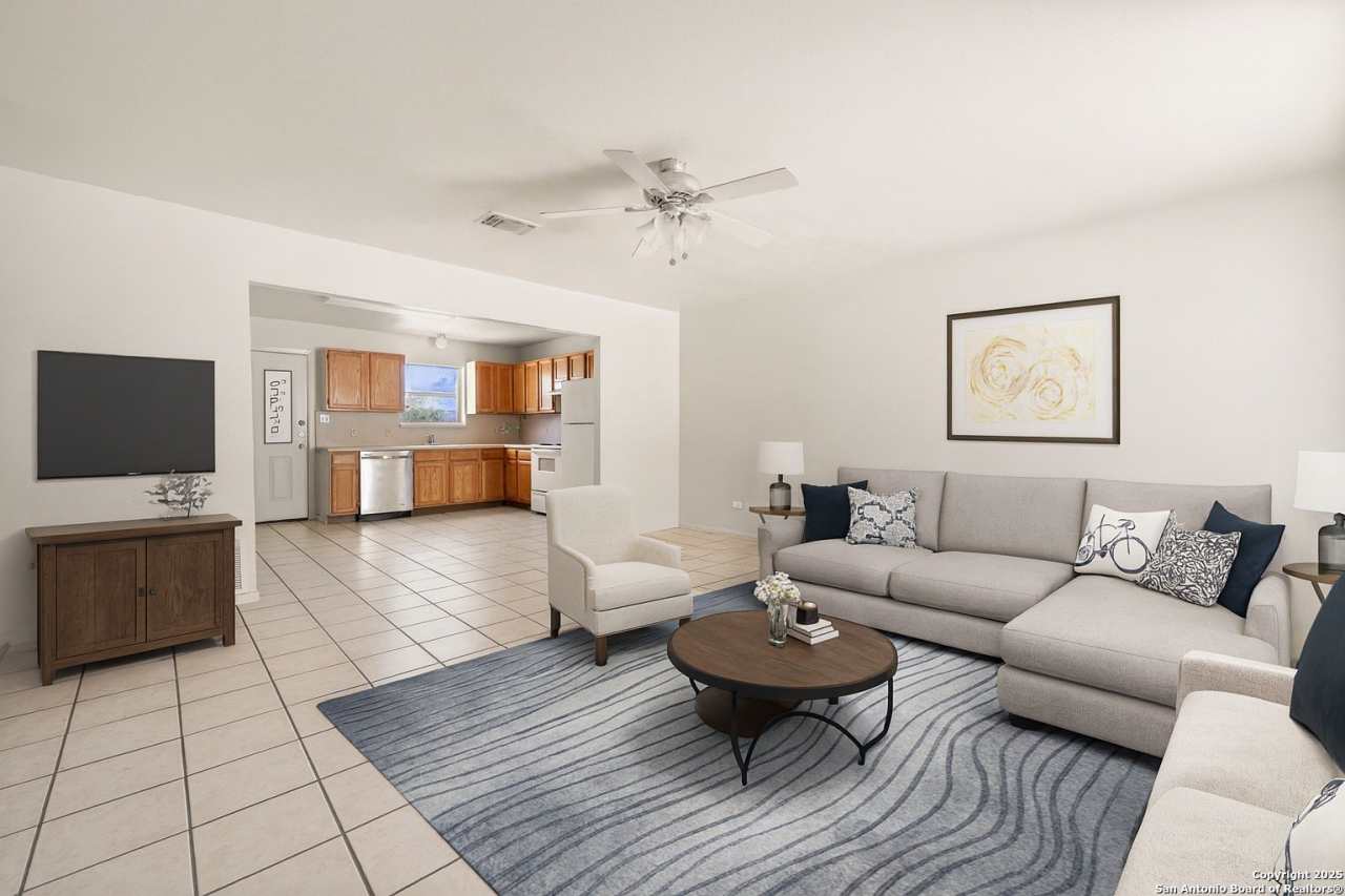 1118 W GOODWIN ST unit: C