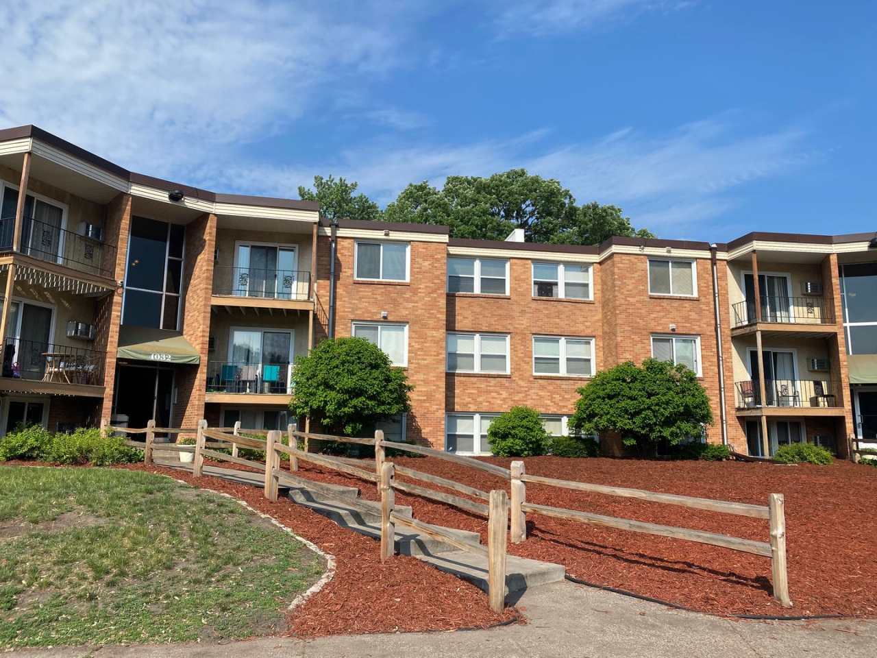 4024 37th Ave. N - Windsor Court