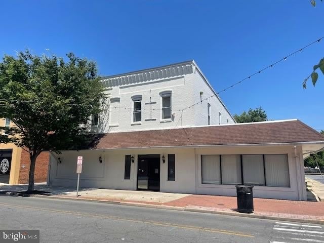 522 RACE ST