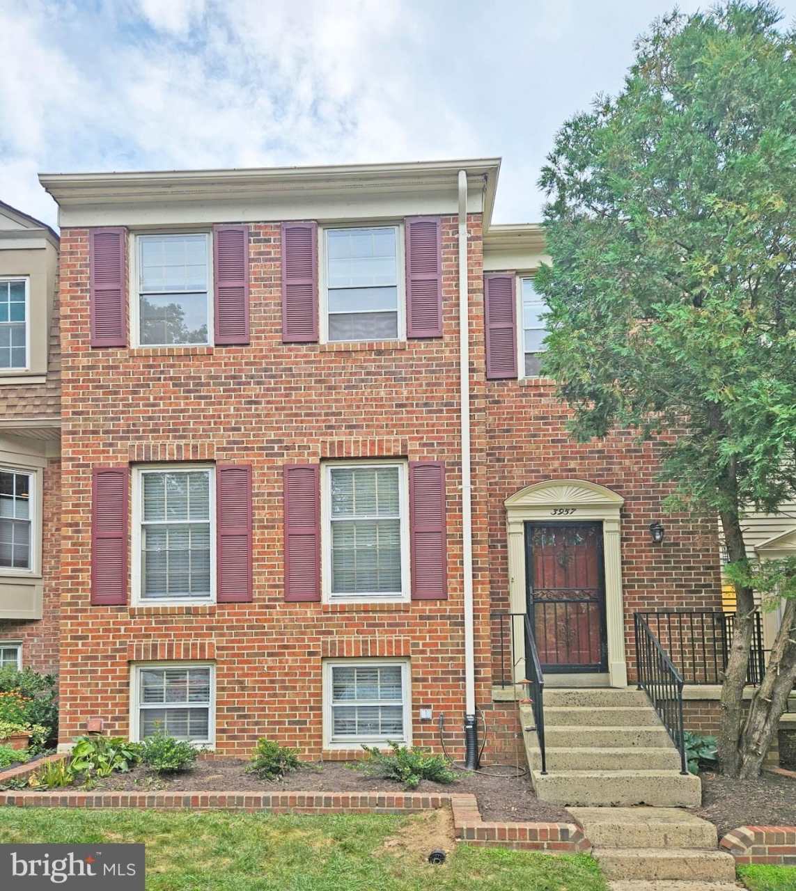 3957 HANCOCK FOREST Trail