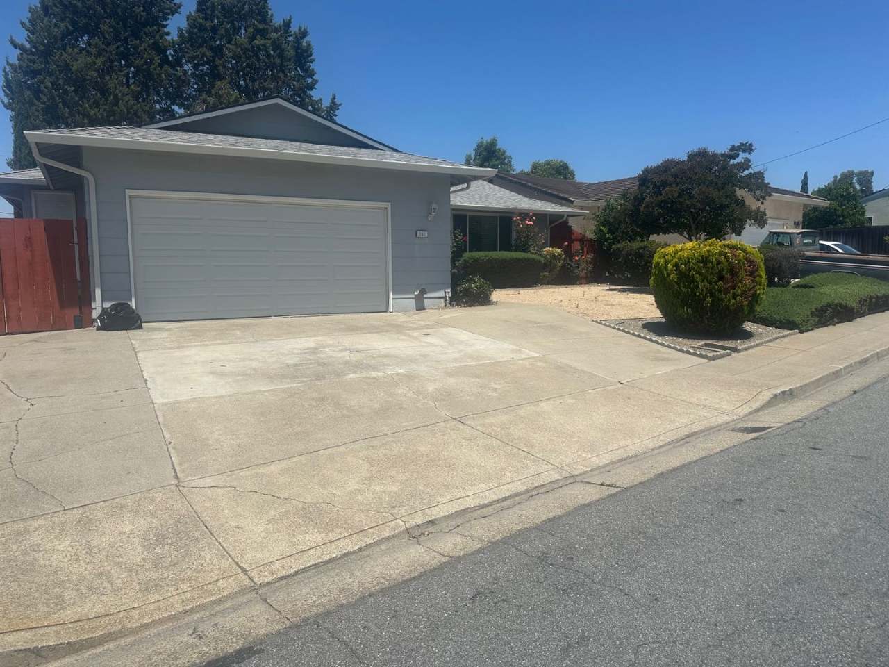 Beautiful Single Story Warms Springs Home