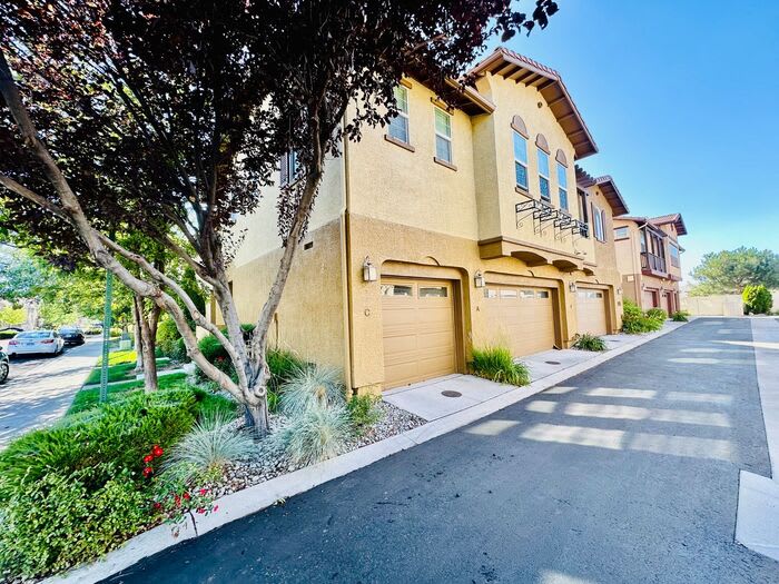 1915 Wind Ranch Road