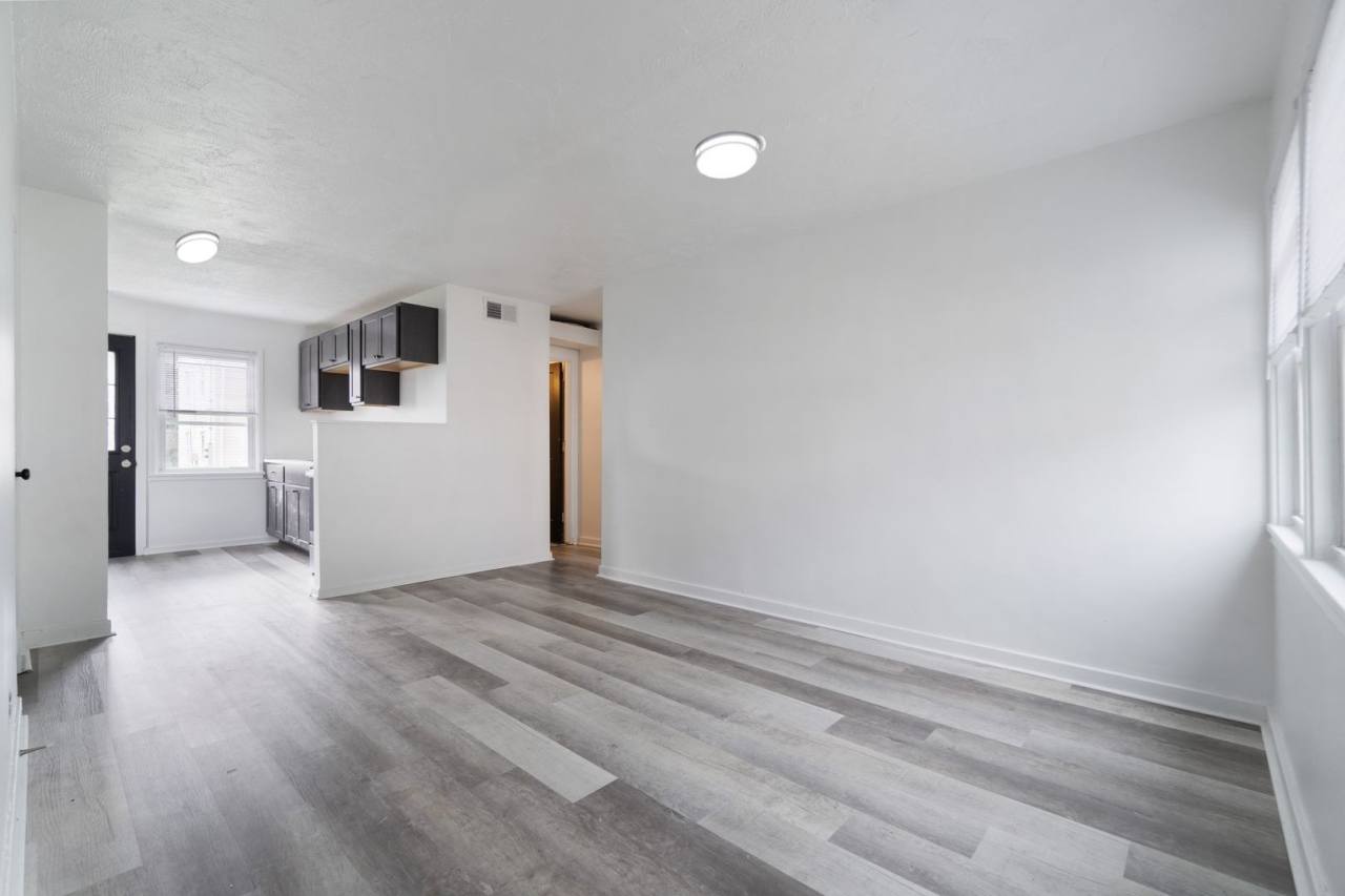 AVAILABLE NOW! 4-Bedroom Townhouse in Scenic Hills Homes - Midland, PA