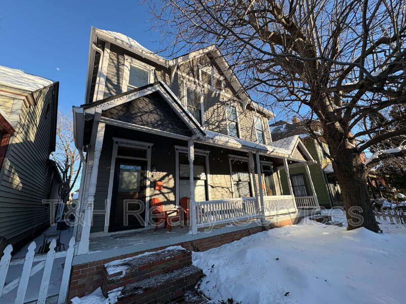 427 North College Avenue