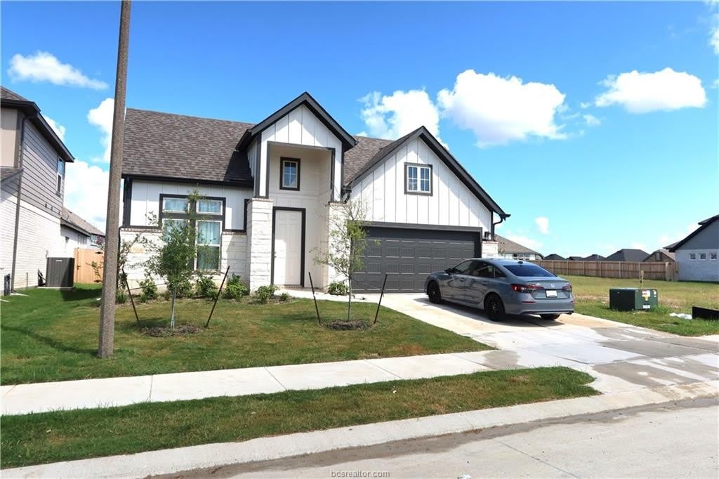 6225 Greenville Drive