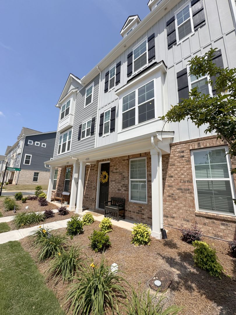 Fully Furnished Water front Community