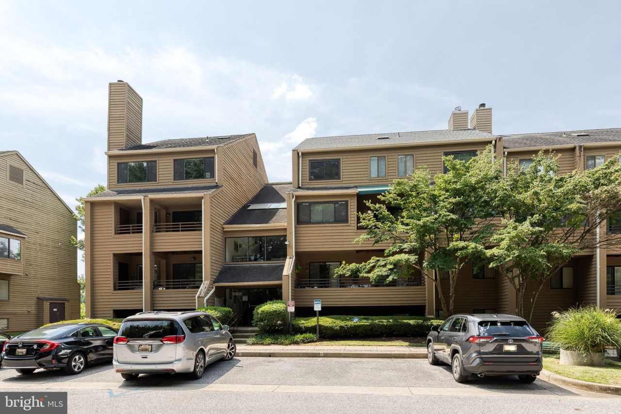 6905 JONES VIEW Drive unit: 3C