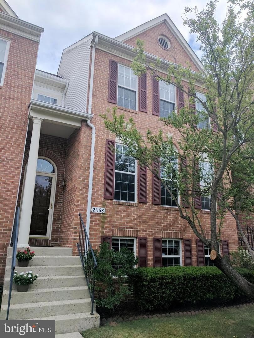 21168 MILLWOOD Square