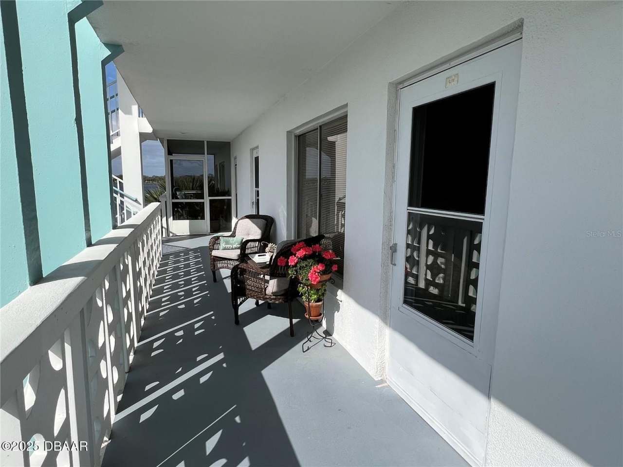 3015 N Halifax Avenue