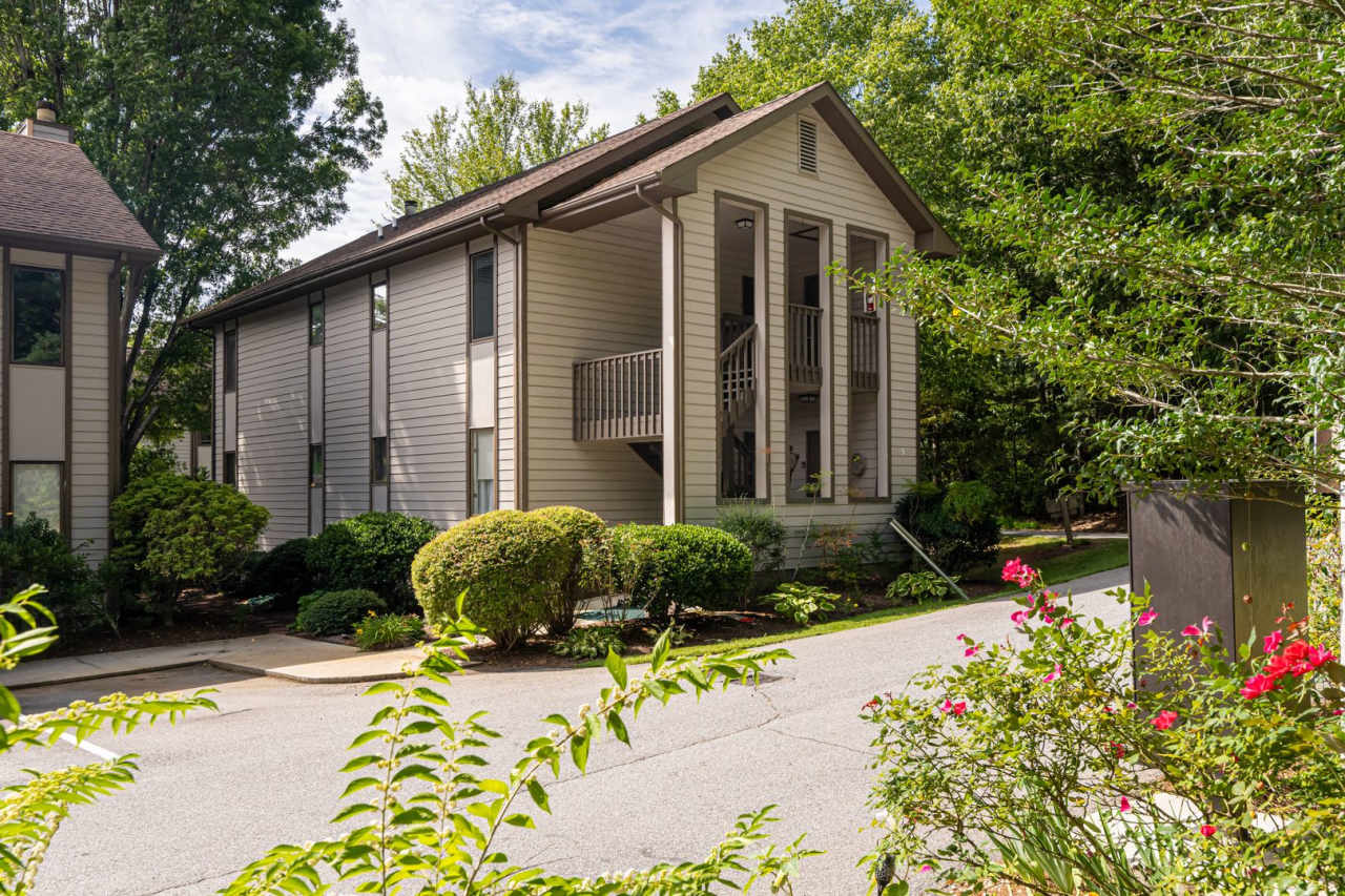 Asheville Condo Rental-Racquet Club