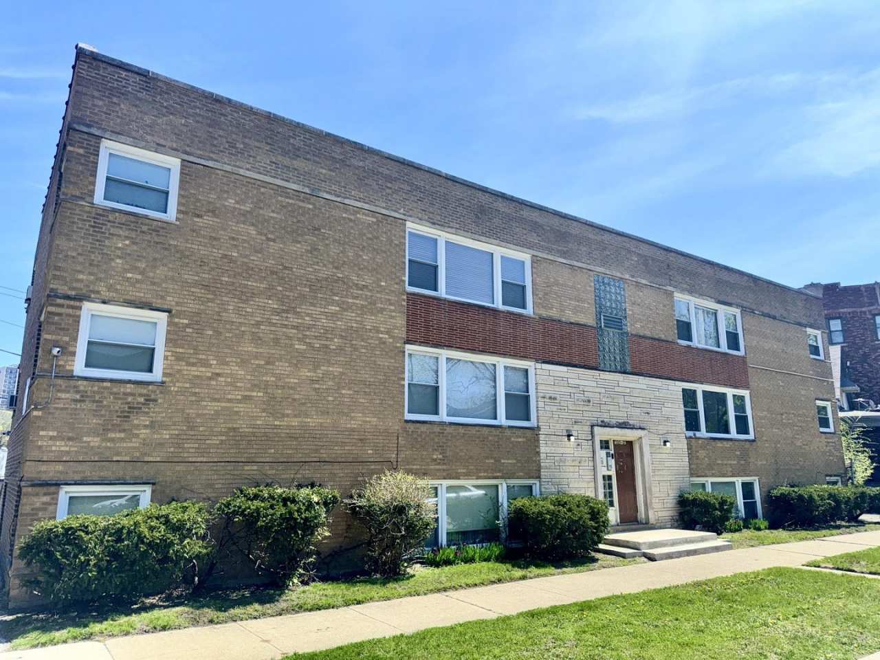 7325 S Kingston Avenue